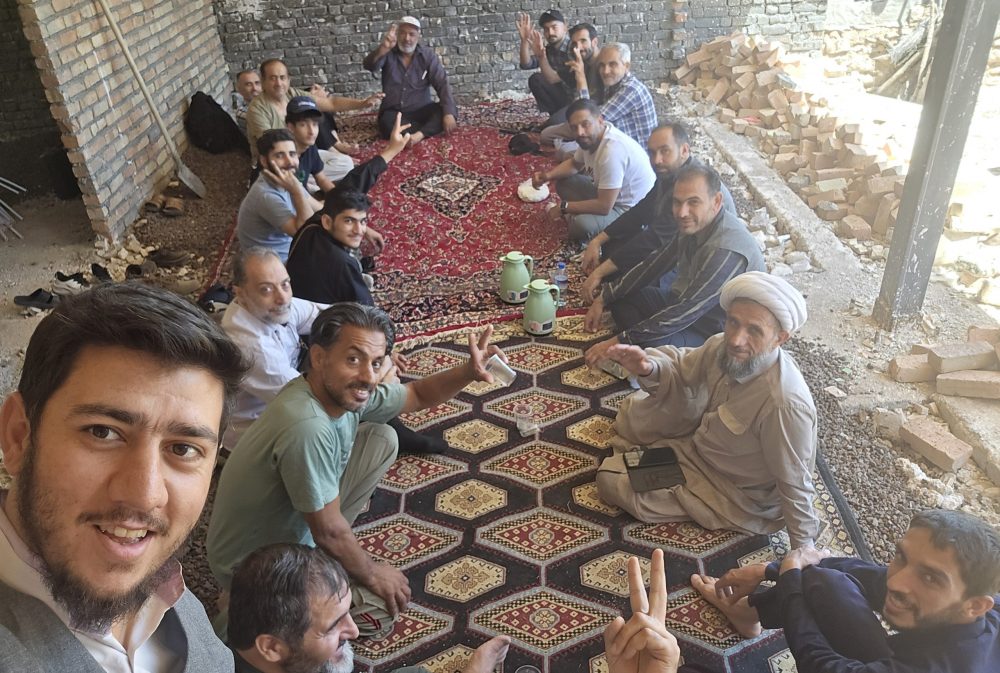 ساخت خانه برای خانواده محروم روستایی _ انارک؛ فاز دوم_ خرداد ۱۴۰۴ (2)