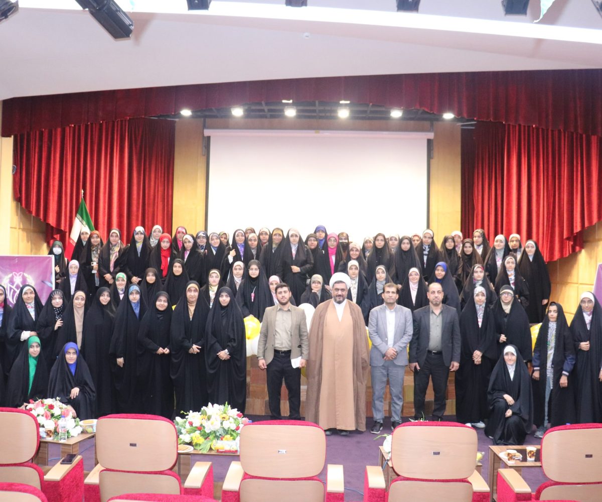 ما داور رویدادهای مختلف فرهنگی _اجتماعی هستیم