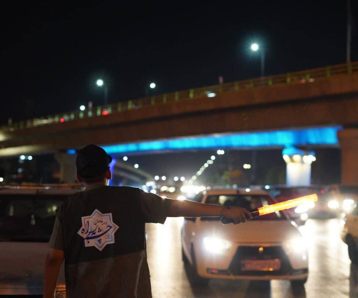 ما در ایام اربعین خادم زوار هستیم