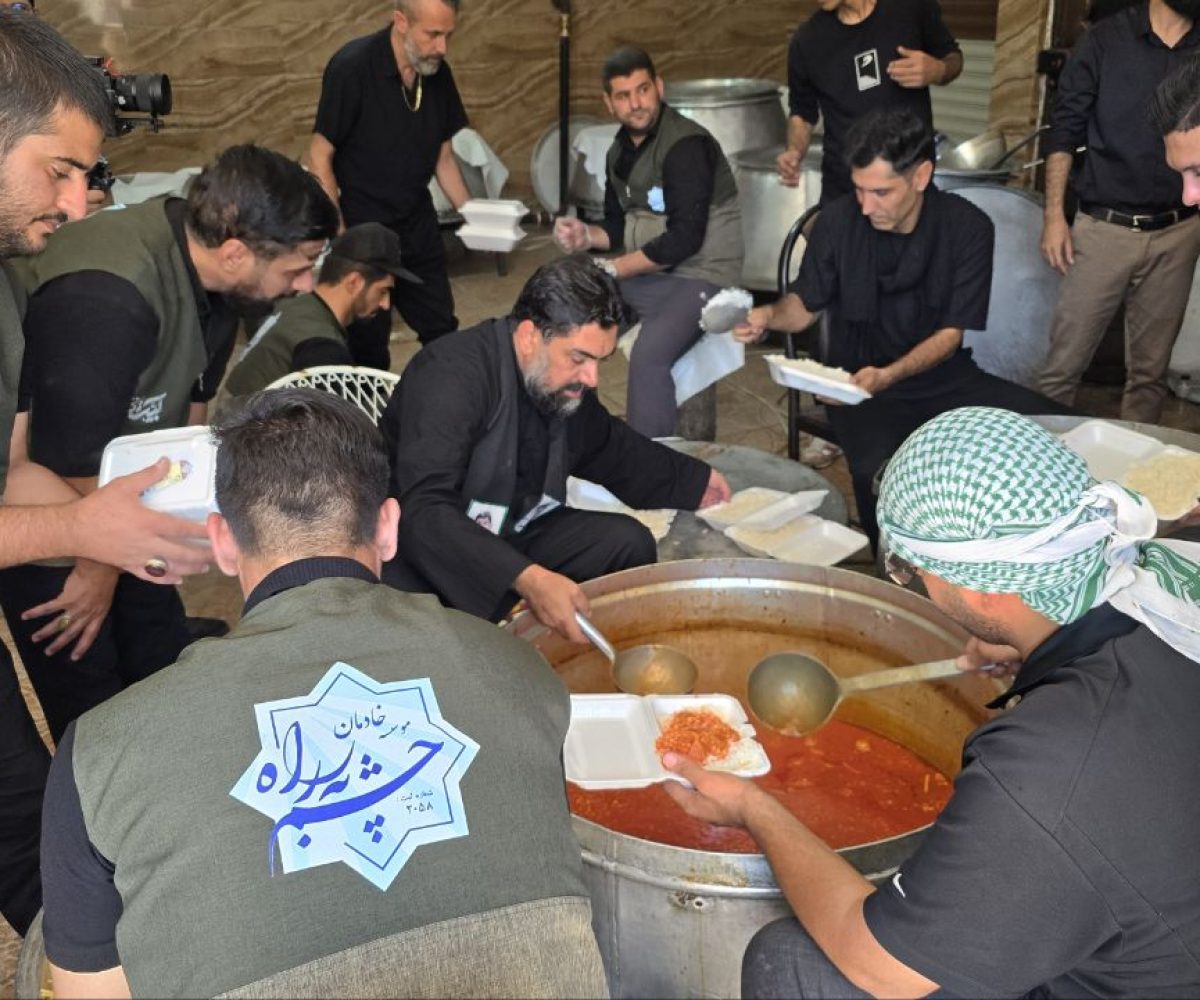 ما در سال هزاران پرس پخت و توزیع غذا داریم