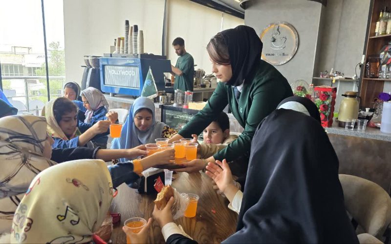 اردو تفریحی دختران مجموعه در شهربازی لنزو _ فروردین ۱۴۰۴