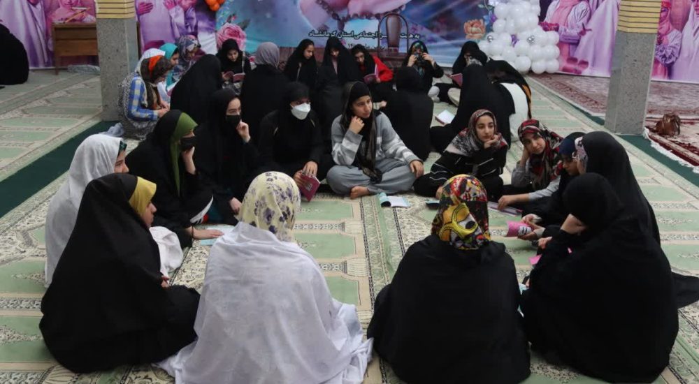 اعتکاف ۱۱۰ دختر نوجوان از محلات هدف _ بهمن ماه ۱۴۰۳ (2)