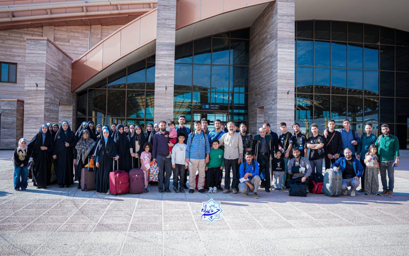 اعزام خانواده خادمان چشم به راه به مشهد مقدس _ مهر ۱۴۰۴ (2)