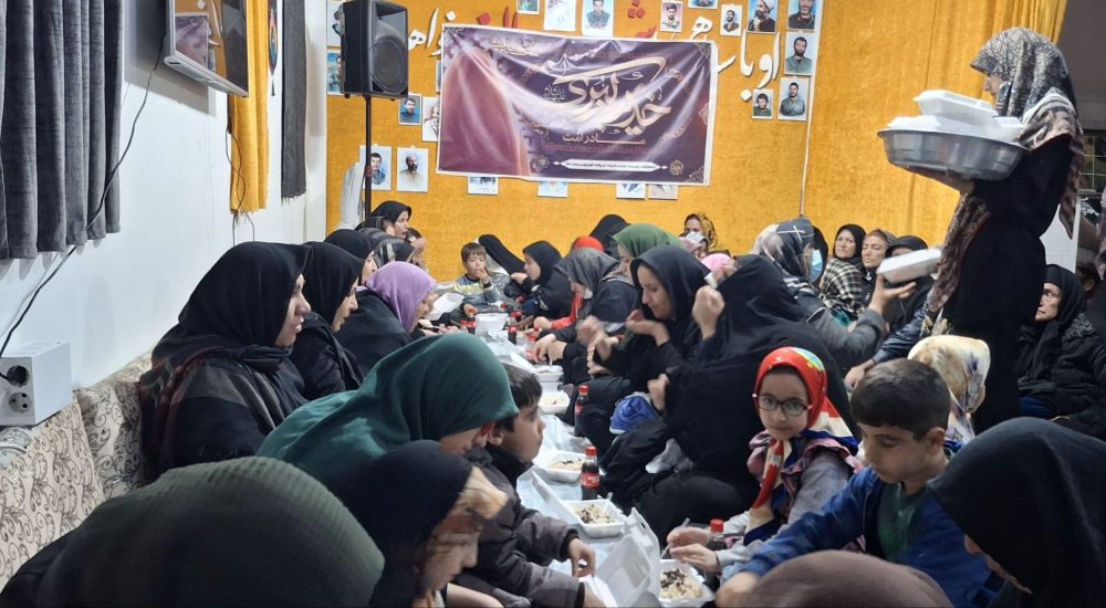 جزء خوانی روزانه و مراسم وفات حضرت خدیجه س (2)