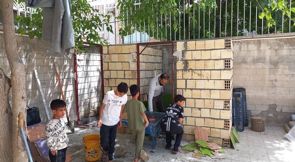 ساخت سرویس بهداشتی برای کودکان بی سرپرست