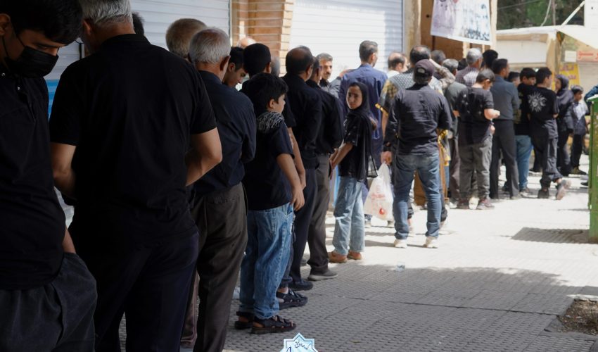 پخت ۴ هزار پرس جوجه کباب _ مسجد معتضدی _تاسوعا و عاشورا ۱۴۰۴ (2)