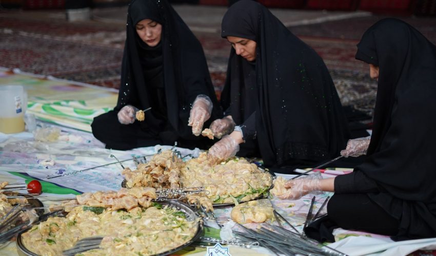 پخت ۴ هزار پرس جوجه کباب _ مسجد معتضدی _تاسوعا و عاشورا ۱۴۰۴ (4)